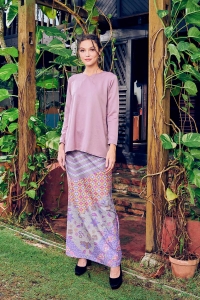 Delisha Kurung Batik in Dusty Purple